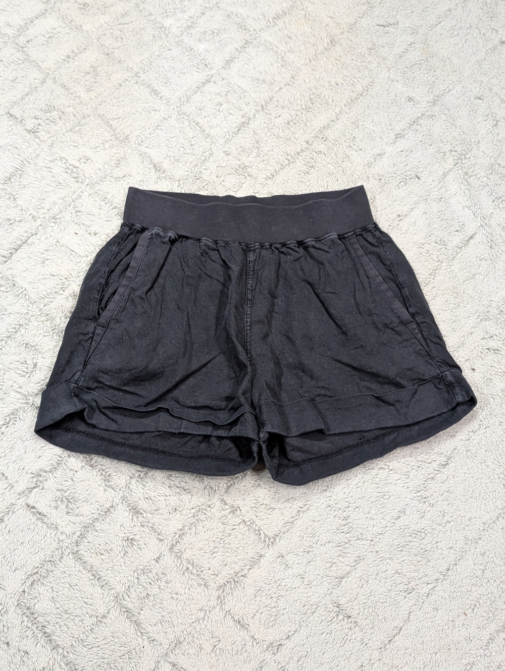 Faherty Shorts Womens XS Black Washed Arlie Day Linen Blend Cuffed Casual